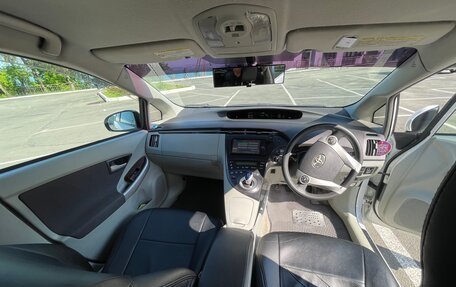 Toyota Prius, 2011 год, 800 000 рублей, 7 фотография