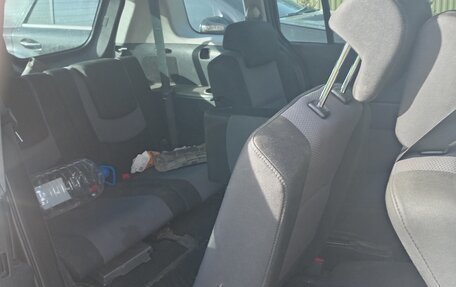 Mazda 5 I рестайлинг, 2006 год, 198 000 рублей, 7 фотография