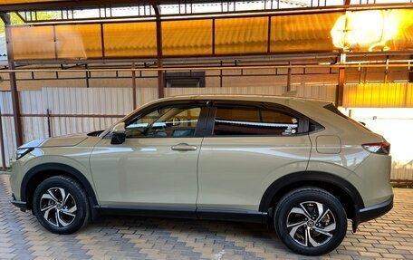 Honda Vezel, 2022 год, 2 575 000 рублей, 7 фотография