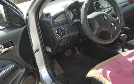 Mitsubishi Outlander III рестайлинг 3, 2004 год, 550 000 рублей, 10 фотография