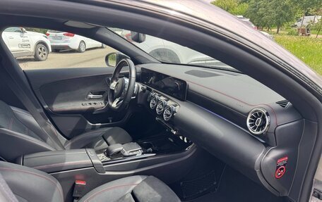 Mercedes-Benz CLA, 2019 год, 3 200 000 рублей, 5 фотография