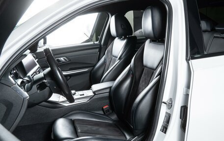 BMW 3 серия, 2019 год, 3 500 000 рублей, 15 фотография