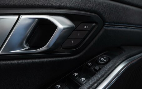 BMW 3 серия, 2019 год, 3 500 000 рублей, 26 фотография