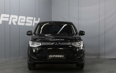 Mitsubishi Outlander III рестайлинг 3, 2013 год, 1 349 000 рублей, 3 фотография
