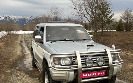 Mitsubishi Pajero III рестайлинг, 1993 год, 888 888 рублей, 3 фотография