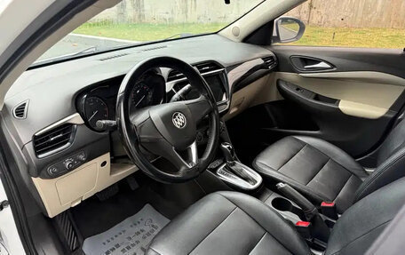 Buick Excelle III, 2021 год, 850 000 рублей, 12 фотография