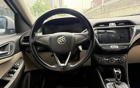 Buick Excelle III, 2021 год, 850 000 рублей, 15 фотография