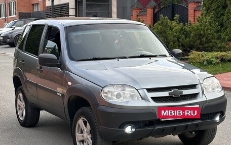 Chevrolet Niva I рестайлинг, 2016 год, 537 000 рублей, 4 фотография