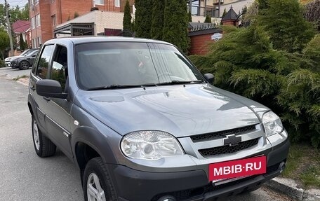 Chevrolet Niva I рестайлинг, 2016 год, 537 000 рублей, 8 фотография