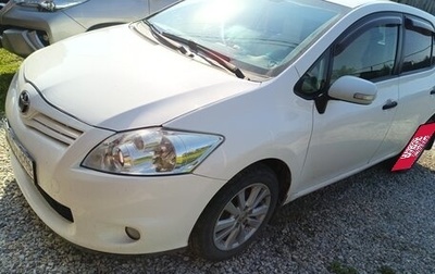 Toyota Auris II, 2011 год, 1 200 000 рублей, 1 фотография