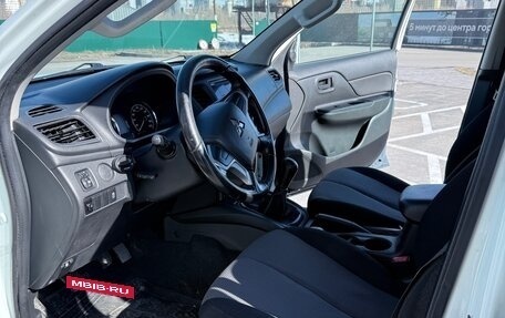 Mitsubishi L200 IV рестайлинг, 2019 год, 1 900 000 рублей, 7 фотография