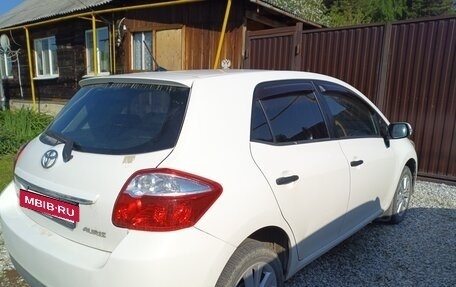 Toyota Auris II, 2011 год, 1 200 000 рублей, 3 фотография