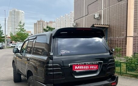 Toyota Land Cruiser 100 рестайлинг 2, 1999 год, 1 500 000 рублей, 8 фотография