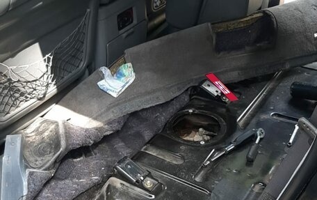 Toyota Land Cruiser 100 рестайлинг 2, 1999 год, 1 500 000 рублей, 17 фотография