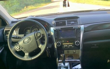 Toyota Camry, 2014 год, 1 680 000 рублей, 11 фотография
