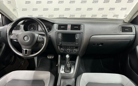 Volkswagen Jetta VI, 2013 год, 985 000 рублей, 14 фотография