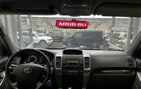 Toyota Land Cruiser Prado 120 рестайлинг, 2008 год, 2 390 000 рублей, 9 фотография
