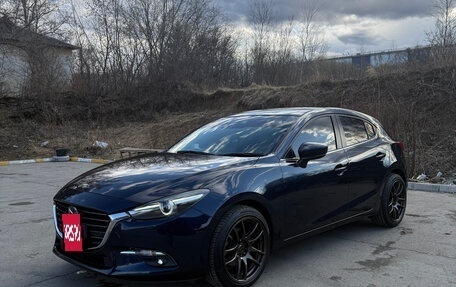 Mazda Axela, 2016 год, 1 350 000 рублей, 13 фотография