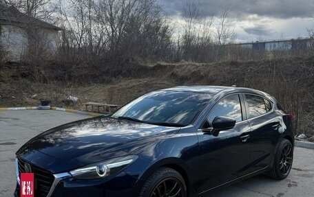 Mazda Axela, 2016 год, 1 350 000 рублей, 8 фотография