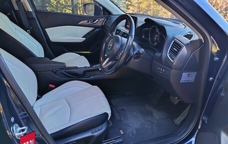 Mazda Axela, 2016 год, 1 350 000 рублей, 20 фотография