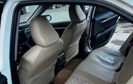Toyota Camry, 2020 год, 1 700 000 рублей, 8 фотография