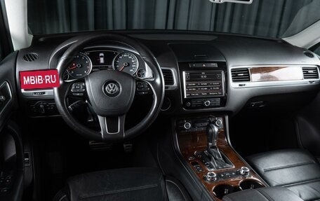 Volkswagen Touareg III, 2014 год, 2 300 000 рублей, 6 фотография