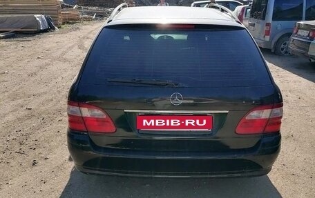 Mercedes-Benz E-Класс, 2003 год, 520 000 рублей, 2 фотография
