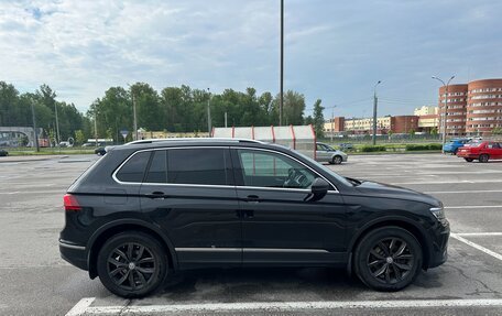 Volkswagen Tiguan II, 2017 год, 1 740 000 рублей, 2 фотография