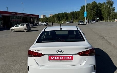 Hyundai Solaris II рестайлинг, 2022 год, 1 480 000 рублей, 4 фотография