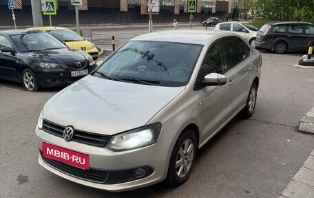 Volkswagen Polo VI (EU Market), 2012 год, 420 000 рублей, 3 фотография