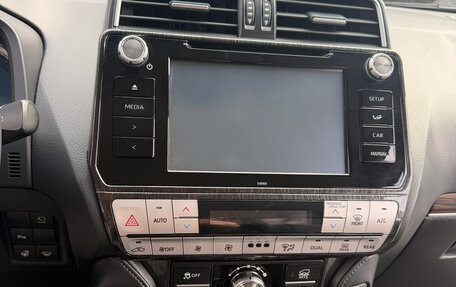 Toyota Land Cruiser Prado 150 рестайлинг 2, 2018 год, 4 800 000 рублей, 15 фотография
