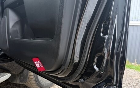 Toyota Land Cruiser Prado 150 рестайлинг 2, 2018 год, 4 800 000 рублей, 21 фотография