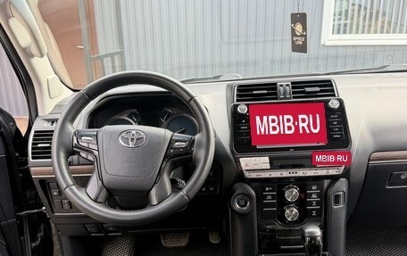 Toyota Land Cruiser Prado 150 рестайлинг 2, 2018 год, 4 800 000 рублей, 17 фотография