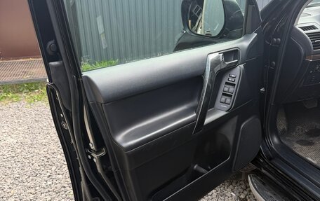 Toyota Land Cruiser Prado 150 рестайлинг 2, 2018 год, 4 800 000 рублей, 27 фотография