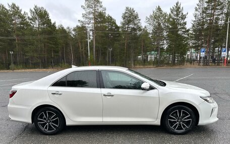 Toyota Camry, 2017 год, 2 500 000 рублей, 3 фотография