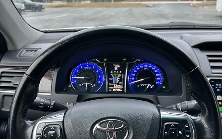 Toyota Camry, 2017 год, 2 500 000 рублей, 39 фотография