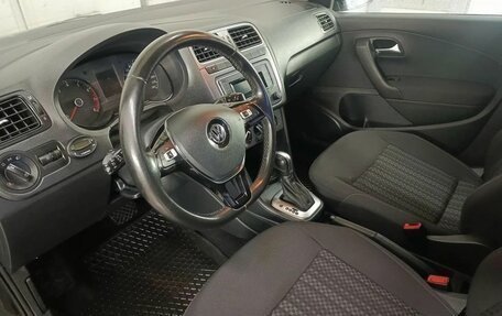 Volkswagen Polo VI (EU Market), 2019 год, 1 199 000 рублей, 9 фотография