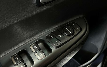 KIA Rio IV, 2022 год, 1 590 000 рублей, 18 фотография