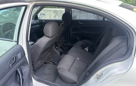 Skoda Superb III рестайлинг, 2005 год, 270 000 рублей, 11 фотография