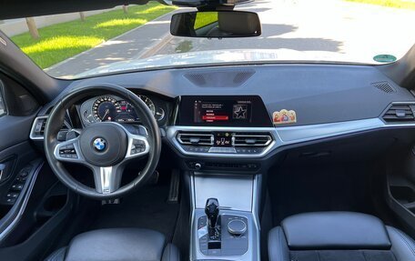 BMW 3 серия, 2019 год, 3 050 000 рублей, 10 фотография