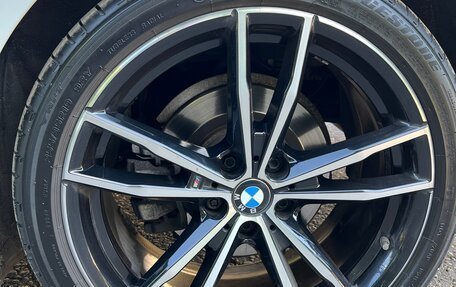BMW 3 серия, 2019 год, 3 050 000 рублей, 17 фотография