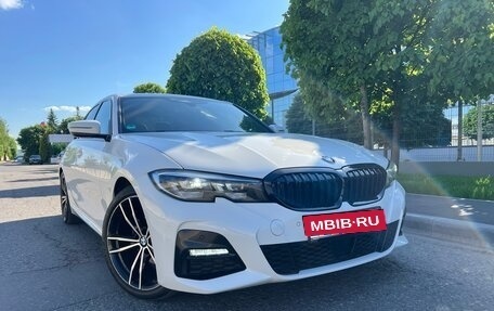 BMW 3 серия, 2019 год, 3 050 000 рублей, 8 фотография