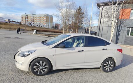 Hyundai Solaris II рестайлинг, 2014 год, 1 000 000 рублей, 5 фотография