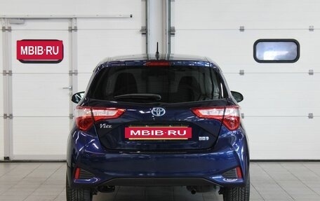 Toyota Vitz, 2018 год, 1 200 000 рублей, 6 фотография