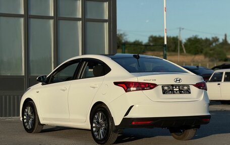 Hyundai Solaris II рестайлинг, 2021 год, 1 700 000 рублей, 8 фотография