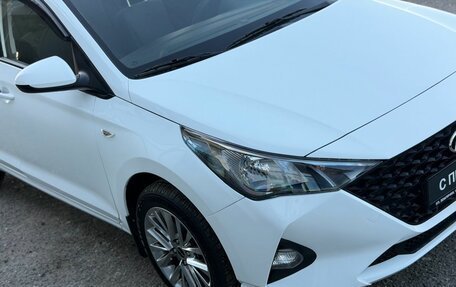 Hyundai Solaris II рестайлинг, 2021 год, 1 700 000 рублей, 23 фотография