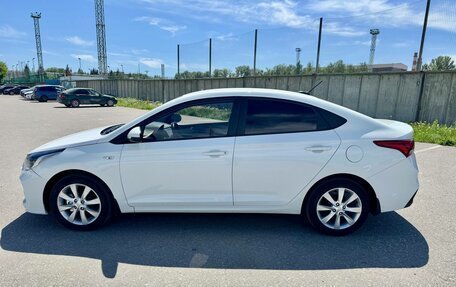 Hyundai Solaris II рестайлинг, 2018 год, 915 000 рублей, 5 фотография