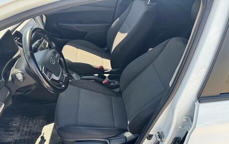 Hyundai Solaris II рестайлинг, 2018 год, 915 000 рублей, 11 фотография