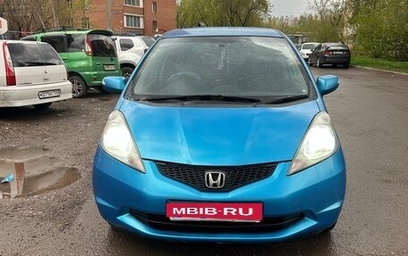 Honda Fit III, 2008 год, 620 000 рублей, 2 фотография