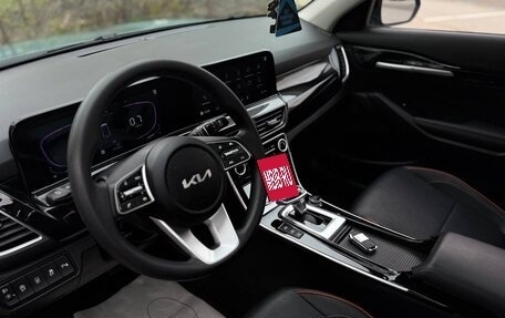 KIA Seltos I, 2024 год, 2 600 000 рублей, 8 фотография